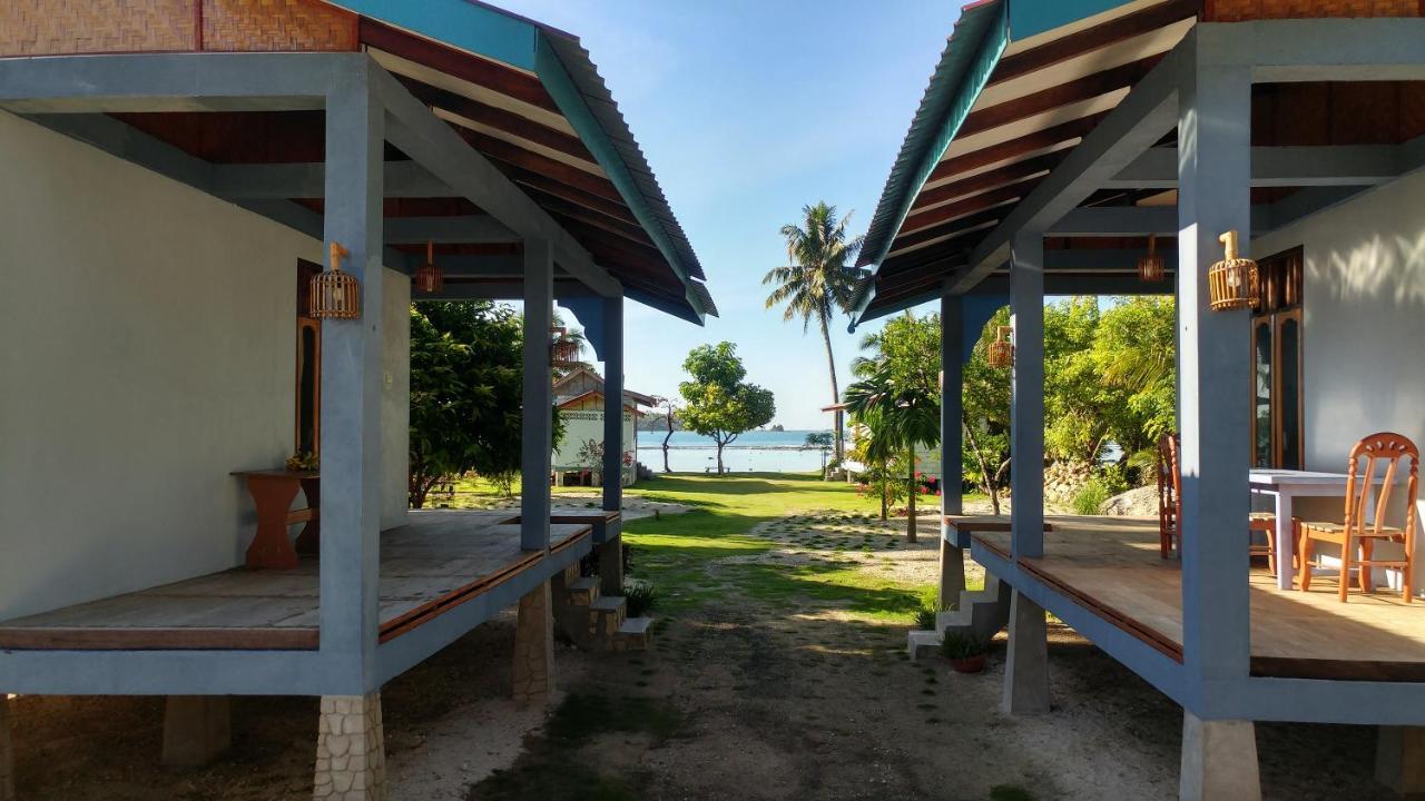 New Raya - Nias Beach Bungalows Lagudri Екстериор снимка