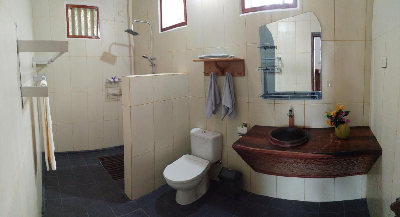 New Raya - Nias Beach Bungalows Lagudri Екстериор снимка